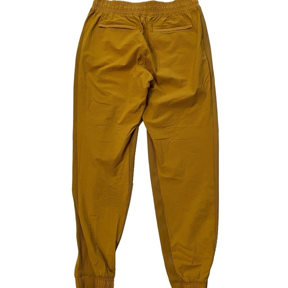 70 athleta brooklyn jogger gold - Picture 3 of 8